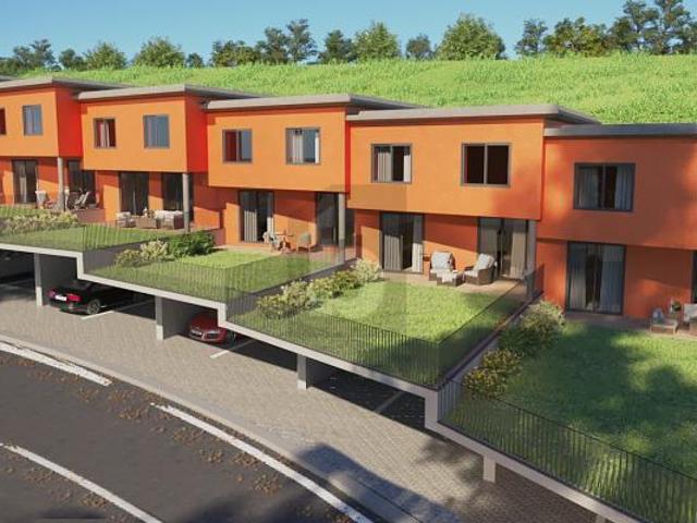 Neubau an sonniger lage