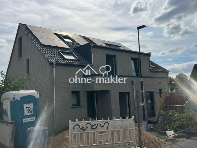 Neubau Doppelhaushälfte | 155 m² Wohnfläche | 5 Zimmer | Garage | Provisionsfrei