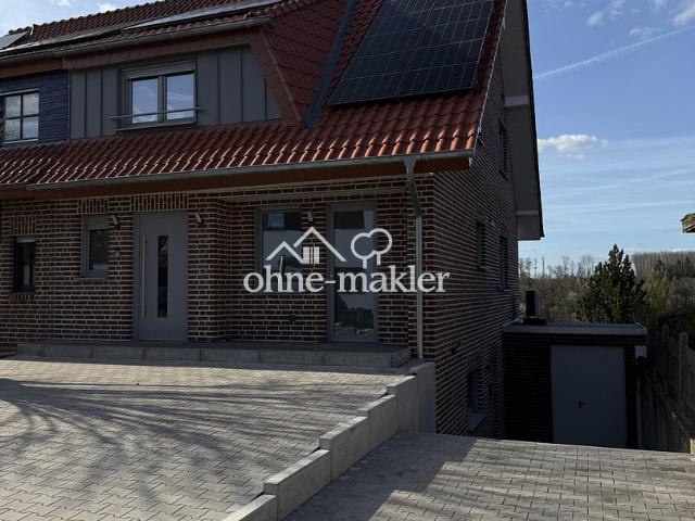 Neubau Doppelhaushälfte als Wohnung zu verkaufen / KFW40 QNG zukunftssicher