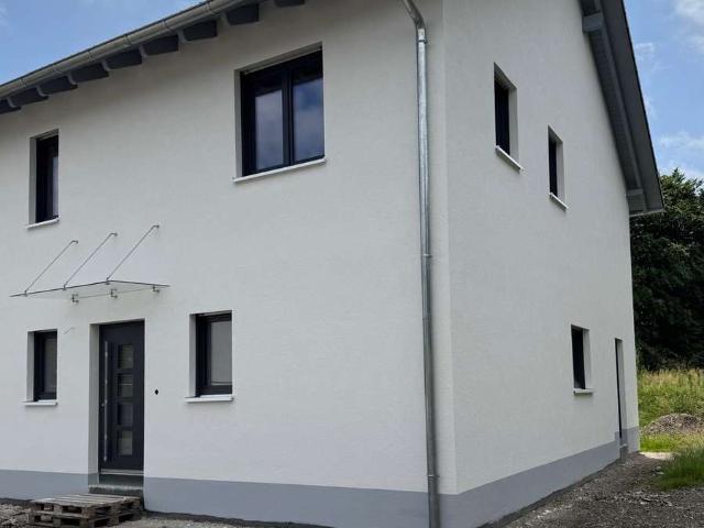 Neubau Doppelhaushälfte / Ausbauhaus
