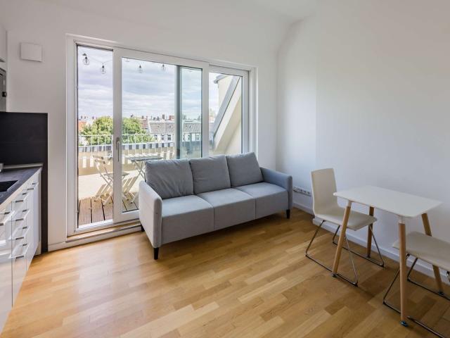Neubau Dachgeschoss mit zwei Terrassen im Reuterkiez