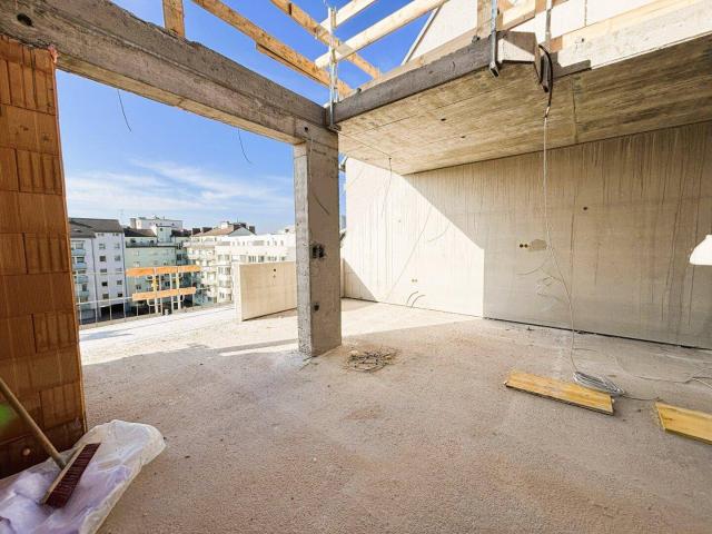Neubau Dachgeschoss Wohnung mit Empore über den Dächern von Linz!