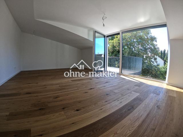Neubau Dachgeschosswohnung im Erstbezug auf 75 qm ab sofort!
