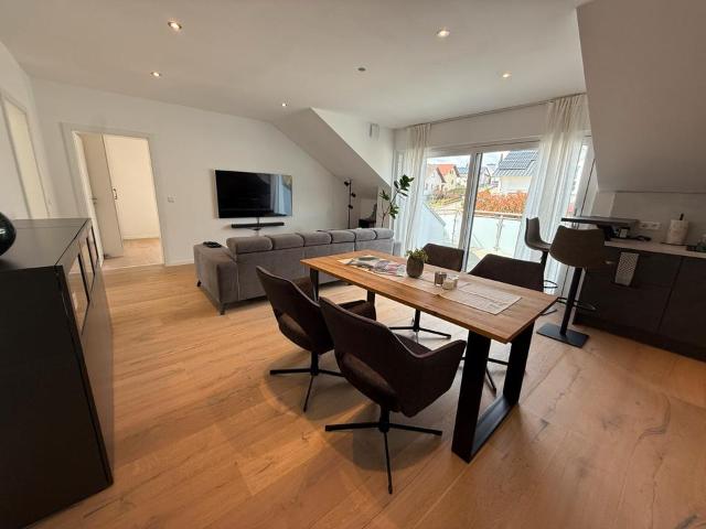 Neubau DG Wohnung inkl. Aufzug, Dachterrasse & Top Ausstattung