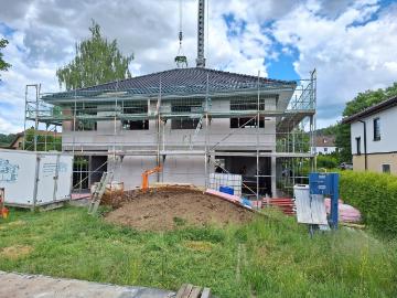 Neubau DHH für Familie mit Garten und Stellplatz