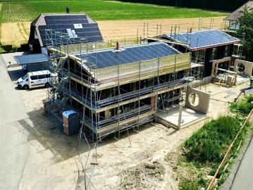 Neubau Einfamilienhaus mit aussergewöhnlicher Architektur an Top Lage