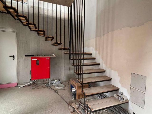 Neubau Einfamilienhaus mit beeindruckendem Burgblick in Hanglage