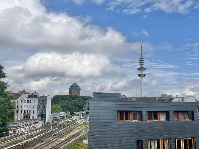 Neubau Erstbezug mit Weitblick auf den Fernsehturm