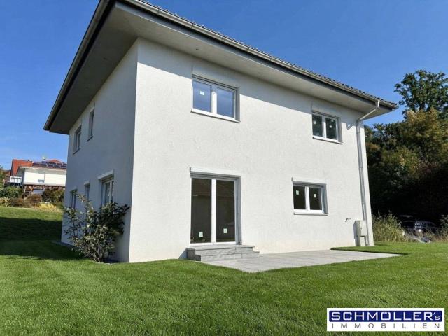 Neubau Erstbezug! Modernes Holz Riegel Haus mit viel Platz am Waldrand