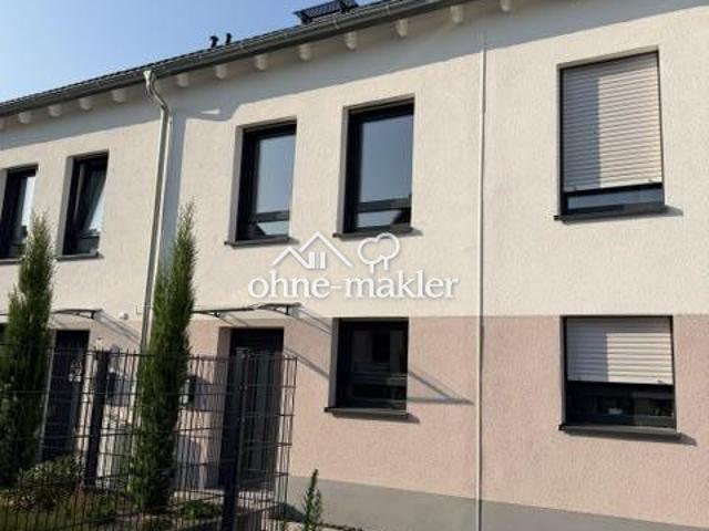 NEUBAU Erstbezug Nur 5 Minuten bis zur Bahn!