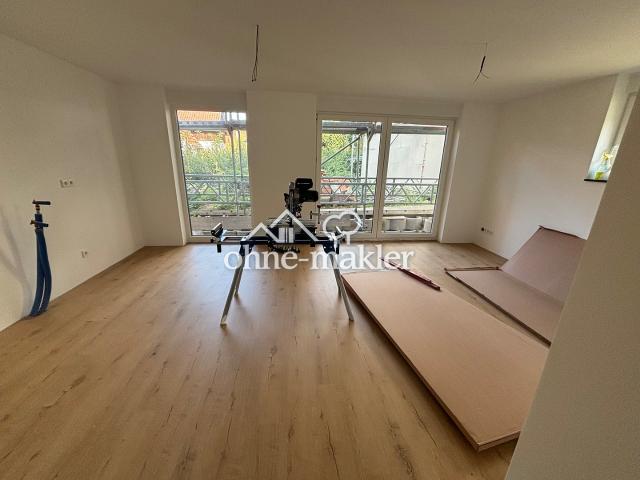 Neubau Erstbezug: helle 3 Zimmer Wohnung mit Terrasse und Fußbodenheizung in Oberderdingen