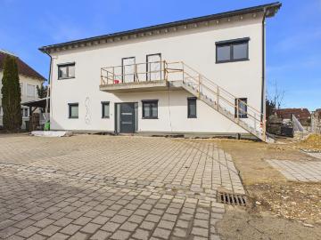 Neubau Erstbezug in Reichertshofen! Moderne 4 ZKB Wohnung inkl. Einbauküche und zwei Stellplätzen!