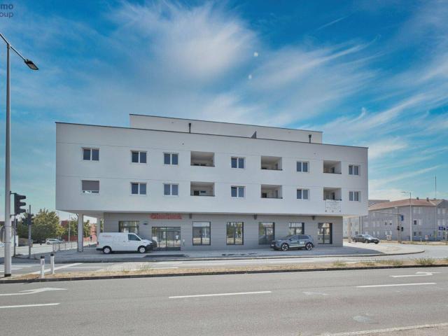 Neubau Erstbezug Traun: 3 Zimmer, 80 m², 16 m² Balkon, Top 1