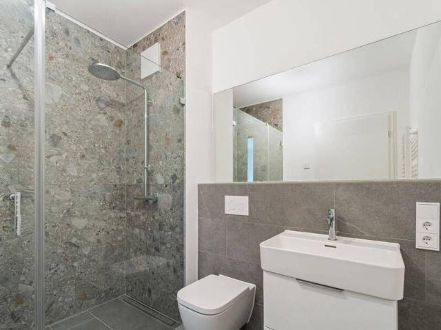 Neubau Erstbezug * 1 Zimmer Apartment * Einbauküche * Balkon