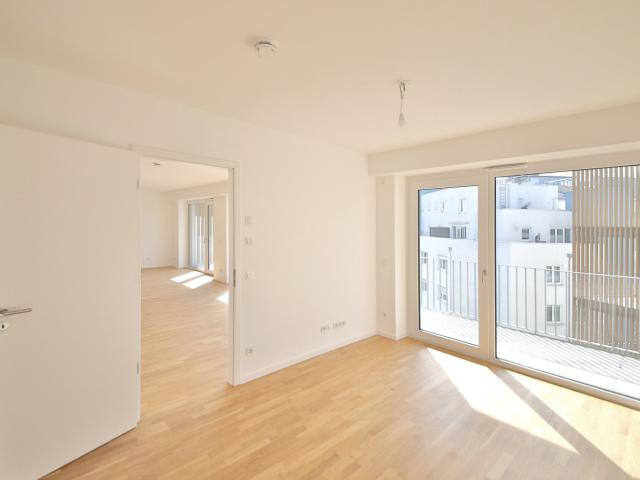 Neubau Erstbezug: 2 Zimmer Wohnung mit Sonnenbalkon