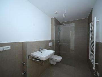 Neubau Erstbezug! 3,5 Zimmer Wohnung mit kleinem Büro Seubersdorf Zentral