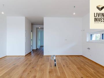 Neubau Erstbezug: 4 Zimmer Wohnung mit Blick auf´s Schloss Bernau
