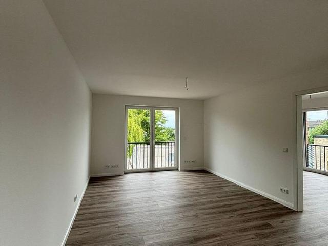 Neubau: Exklusive 3 Zi. Whg. ca. 110 m² mit Dachterrasse + TG Stellplatz in zentraler Wohnlage