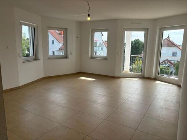 Neubau, exklusive 3 Zimmerwohnung mit Einbauküche u. Balkon in Dreieich