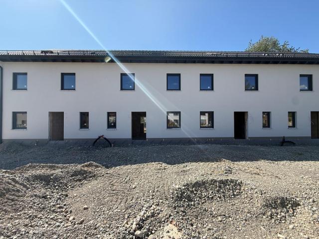 Neubau KFW 40 QNG Plus Reiheneckhaus im Ortskern von Dettingen