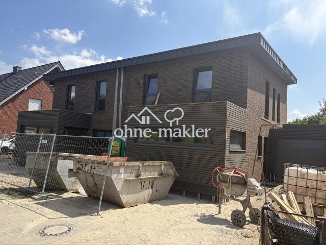 Neubau hochwertige DHH mit Garten und Garage