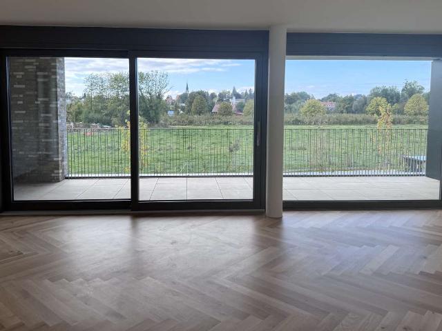 Neubau: Hochwertige, moderne 4 Zimmerwohnung mit Blick ins Grüne