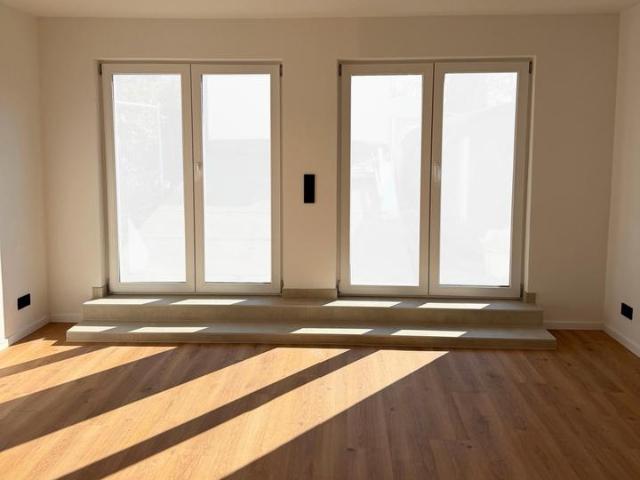 Neubau | Haus zur Miete | 5 Zimmer mit Garten