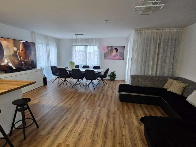 Neubau in Gütersloh: Moderne 2 Zimmer Wohnung mit Gäste WC, Loggia & Tiefgarage