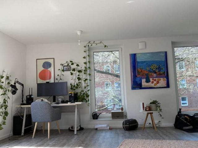 Neubau in Eimsbüttel: gemütliche Wohnung in ruhiger Seitenstraße