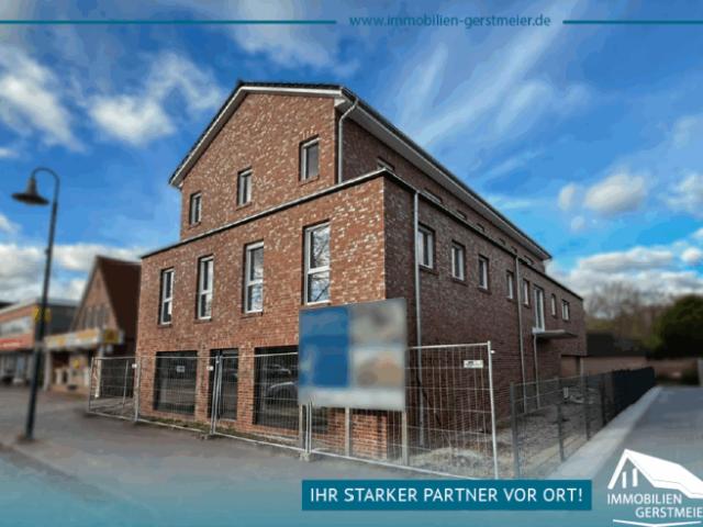 Neubau: Lichtdurchflutete 2 Zimmer Wohnung im 1. Obergeschoss mit Aufzug