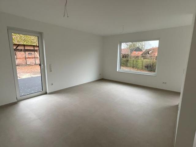 NEUBAU Moderne und hochwertige Doppelhaushälfte mit Terrasse und Garten