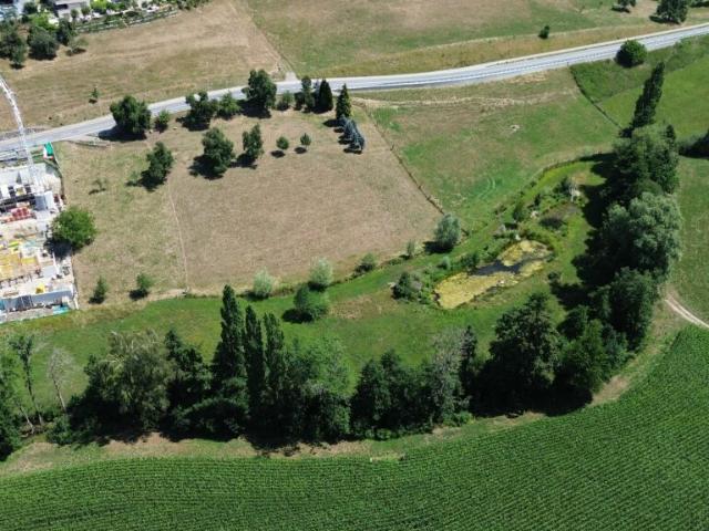 Neubau: Moderne Gartenwohnung eingebettet in malerische Landschaft, wo die Welt noch in Ordnung ist: !