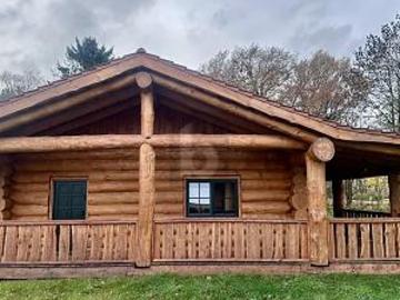 NEUBAU MIT NATURIDYLLE & GROßEM GRUNDSTÜCK