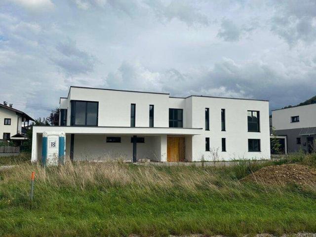 Neubau mit vier Wohnungen als attraktive Investitionsgelegenheit in in Pinsdorf bei Gmunden