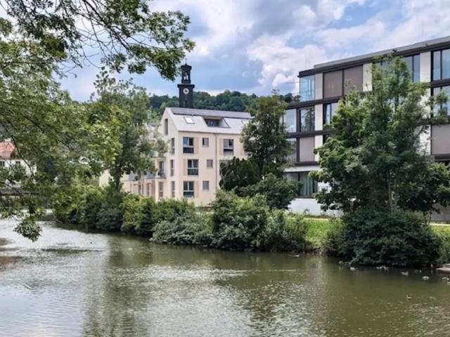 Neubau! Sonnige 2 Zimmer Wohnung mit Einbauküche und Balkon