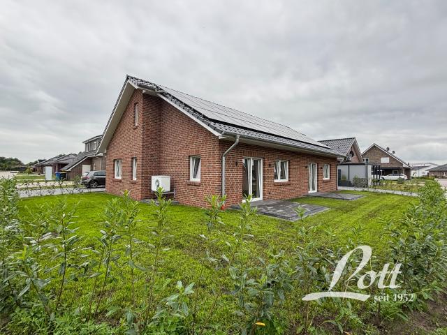 Neubau Schöne Haushälfte mit Carport in Barßel Neuland!