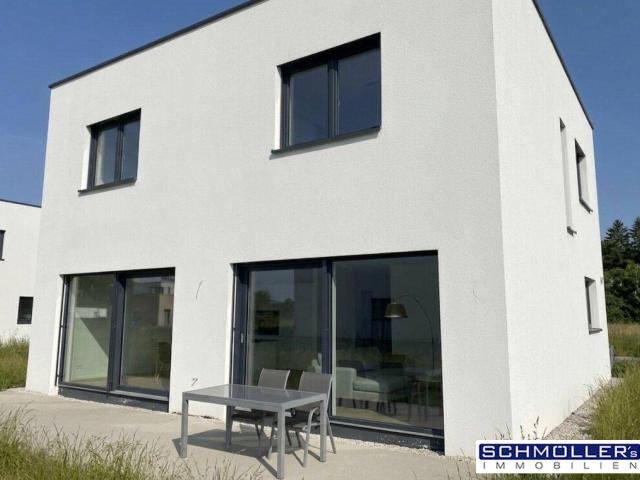 Neubau! Schönes Doppelhaus mit großer Garage in Pennewang