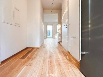 Haus zum Verkauf in 2542 - Garten, Parkplatz