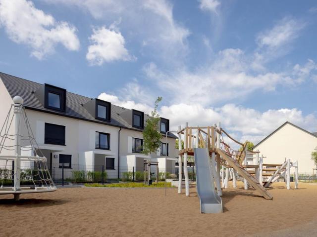Neubau Reihenhaus 2026 vor den Toren Berlins: 5 Zimmer + Garten