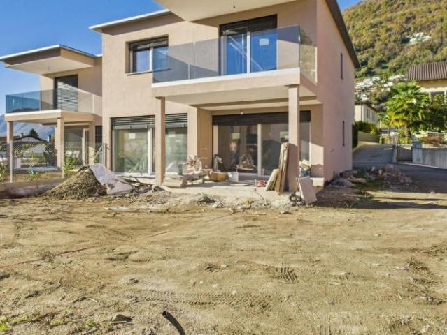 Neubau Reihenhaus in Cugnasco – 4.5 Zimmer mit