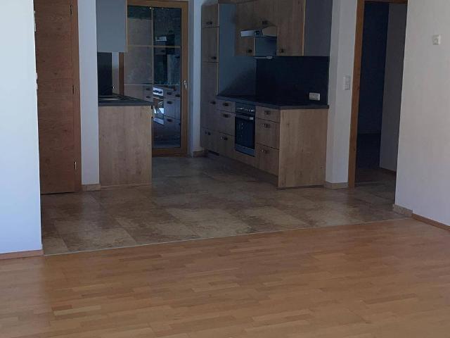 Neubau Wohnung 83m2 mit Balkon und Carport in Ellmau