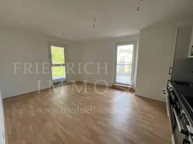 Neubau Top 3 Zimmer Wohnung mit 2 Balkone!