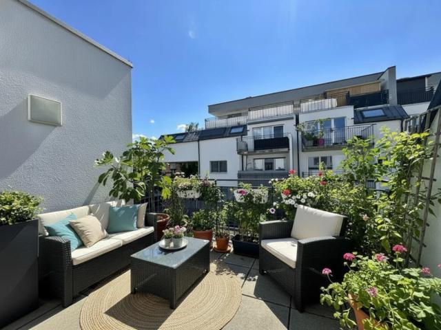 Neubau Terrassenwohnung mit Garagenstellplatz