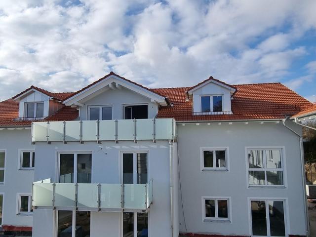 Neubau v. Privat traumhafte 2 Zi Whg. mit Garten und Aufzug Bergblick