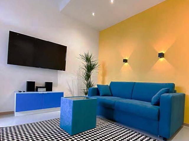 Neubauapartment mit Balkon u. Garage Kurzzeitvermietung möglich!