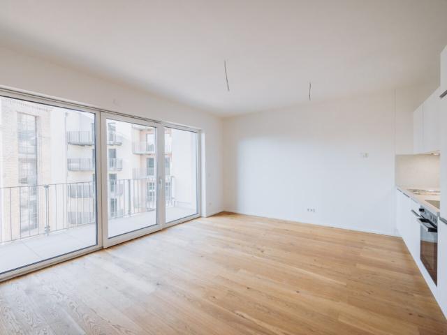 Neubaukomfort: Stilvolle 1 Zimmer Wohnung mit Einbauküche und Balkon