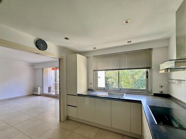 NEUDORF 4/5P avec asc. au calme de 136 m2 avec terrasses et vue sur les jardins