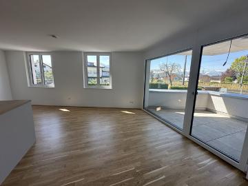 Wohnung zur Miete in 6830 - Parkplatz