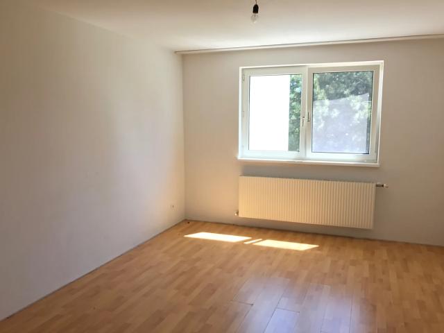 NEUE, helle und freundliche 3 Zimmer Wohnung | ZELLMANN IMMOBILIEN