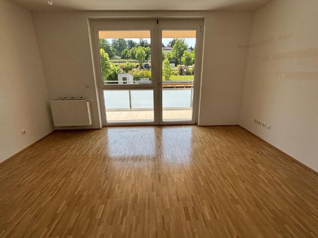 NEUE KÜCHE 3 Zimmer Wohnung mit Balkon, Einbauküche inkl. E Geräte und Tiefgaragenplatz